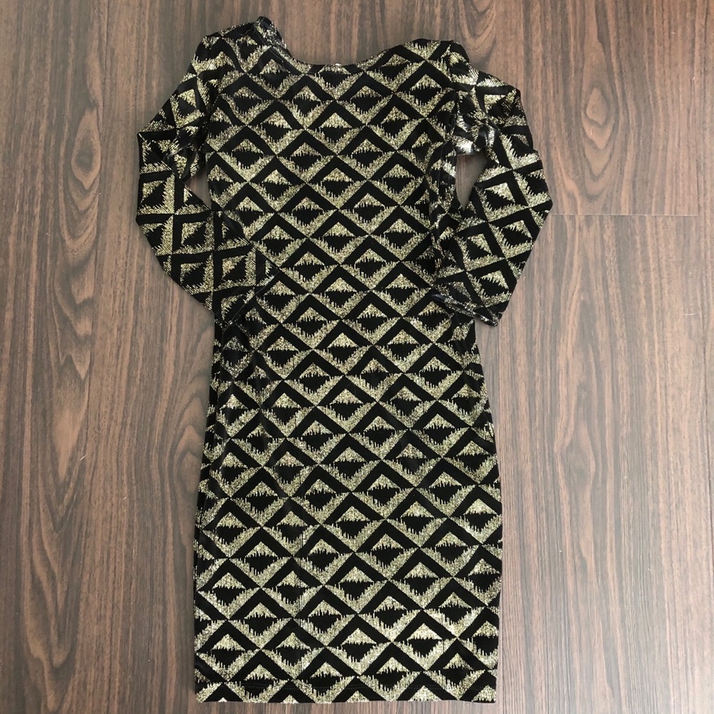 Mini velvet with gold glitter shoulder pad dress